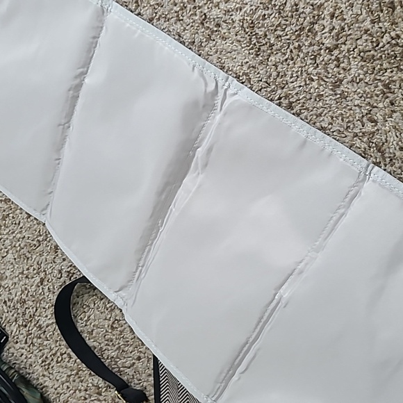 Skip Hop Black and White Women's Bag - Picture 4 of 6